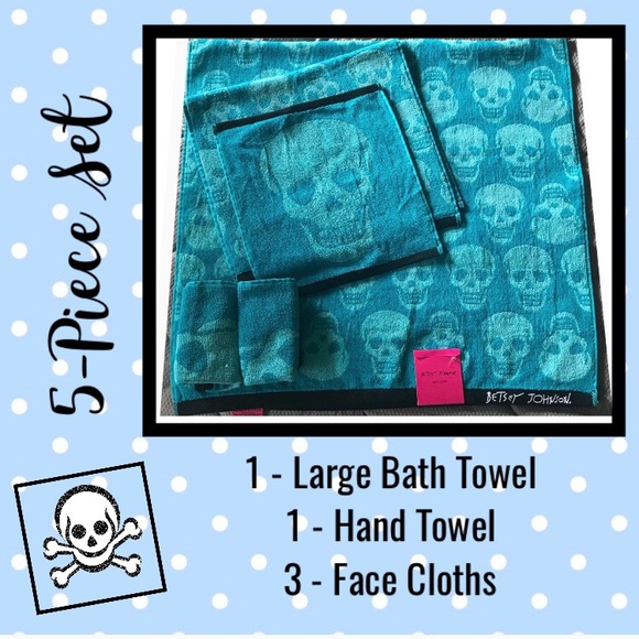 Betsey Johnson Other - NWT Betsey Johnson 5- Piece Towel Set Aqua Skulls